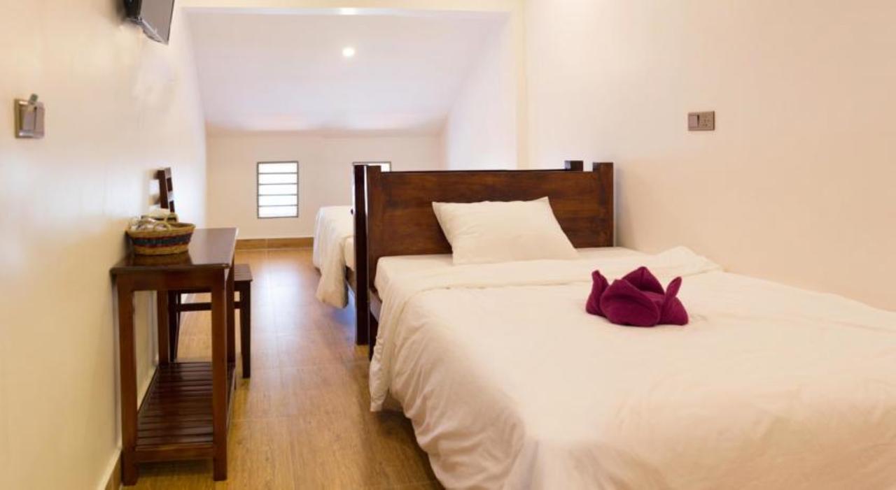 Twin Home Guesthouse Kampot Dış mekan fotoğraf
