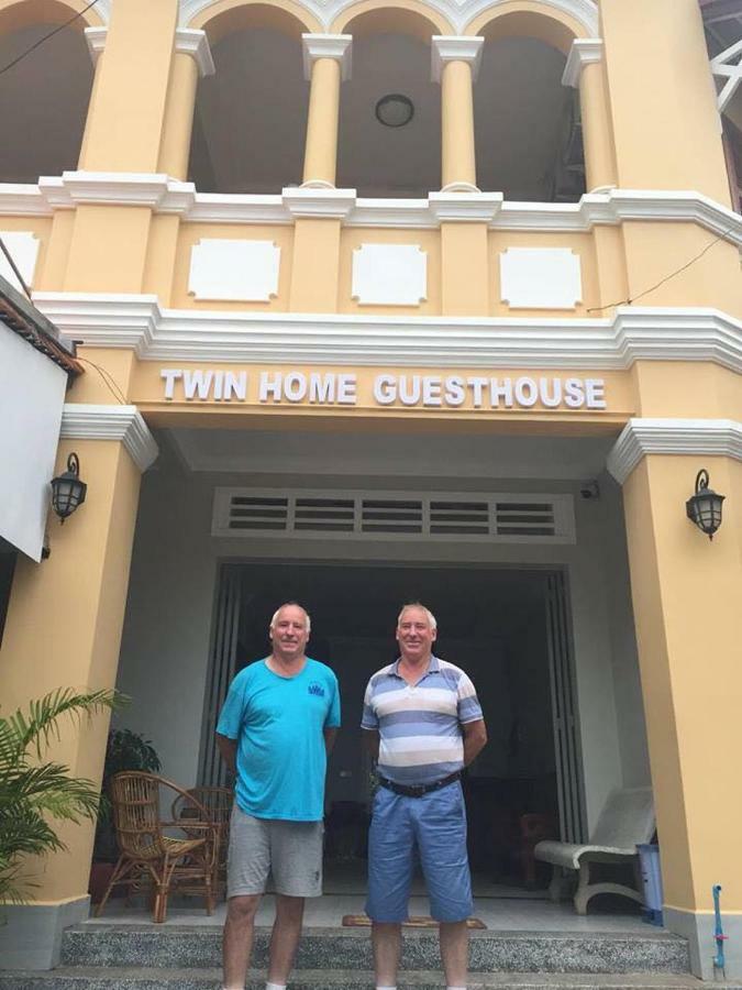 Twin Home Guesthouse Kampot Dış mekan fotoğraf